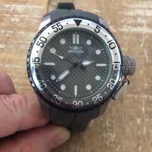 Used Invicta Pro Diver Men
Model 17794 - Men's Watch Quartz